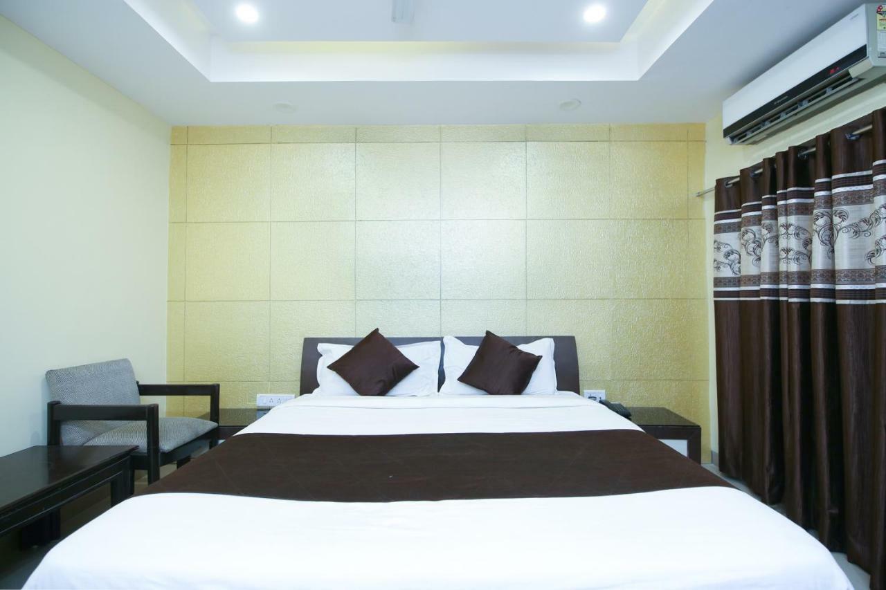 Hotel Rahul Jabalpur Eksteriør bilde